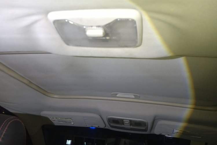Used CHANGAN CS35 2014 1.6L Manual Luxury Model China IV Standard Headliner