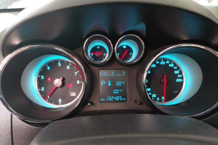 Used CHANGAN CS35 2014 1.6L Automatic Luxury Model China IV Standard Instrument Cluster