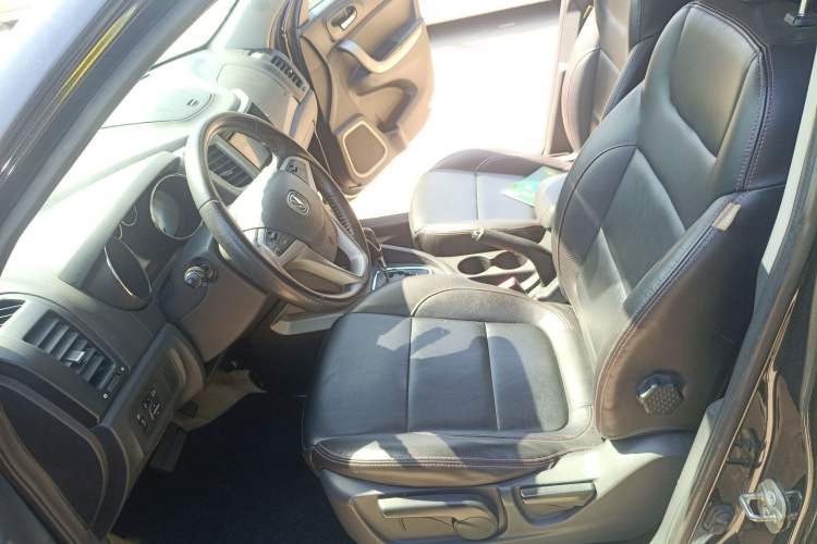 Used CHANGAN CS35 2014 1.6L Automatic Luxury Model China V Standard Left Front Seat