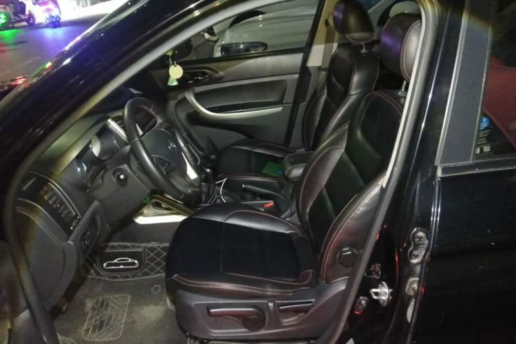 Used CHANGAN CS35 2014 1.6L Manual Luxury Model China IV Standard Left Front Seat