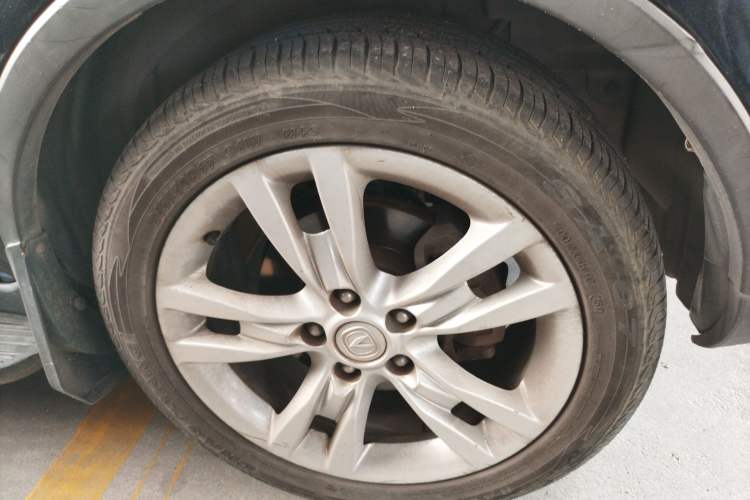 Used CHANGAN CS35 2014 1.6L Automatic Luxury Model China IV Standard Right Front Wheel Hub