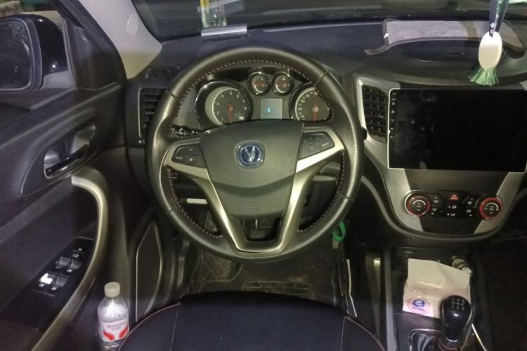 Used CHANGAN CS35 2014 1.6L Manual Luxury Model China IV Standard Steering Wheel
