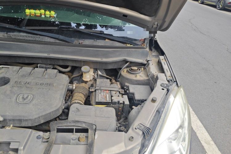 Used CHANGAN CS35 2014 1.6L Manual Luxury Model China IV Standard Engine Bay Left