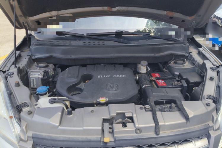 Used CHANGAN CS35 2014 1.6L Automatic Luxury Model China IV Standard Engine Bay
