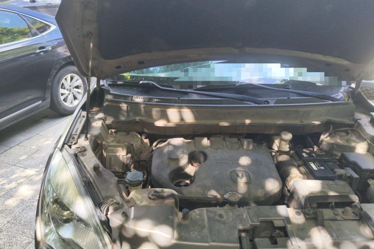 Used CHANGAN CS35 2014 1.6L Automatic Luxury Model China IV Standard Engine Bay Right