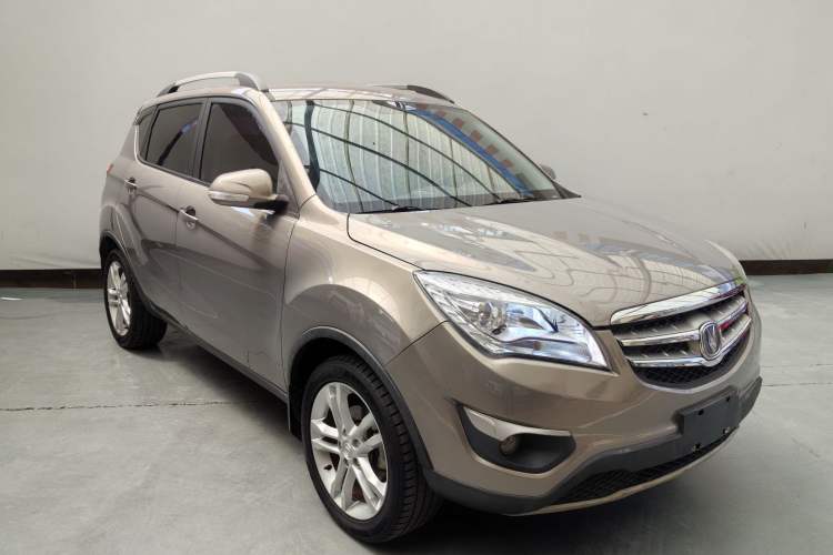Used CHANGAN CS35 2014 1.6L Manual Luxury Model China IV Standard Exterior 1