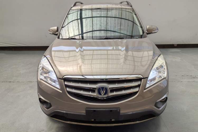 Used CHANGAN CS35 2014 1.6L Manual Luxury Model China IV Standard Exterior 3