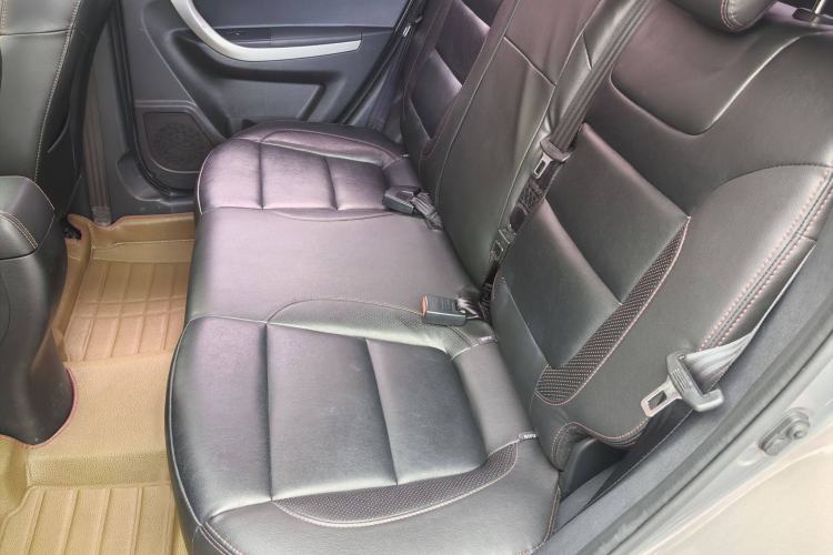 Used CHANGAN CS35 2014 1.6L Manual Luxury Model China IV Standard Exterior 7
