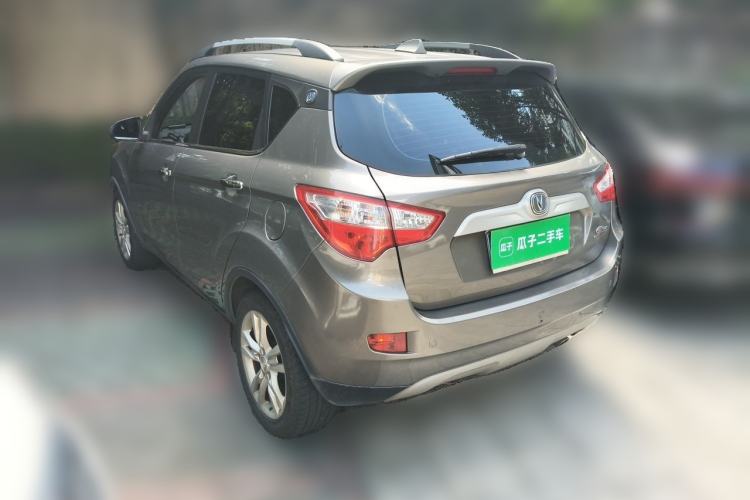 Used CHANGAN CS35 2014 1.6L Automatic Luxury Model China IV Standard Rear Left 45 Deg