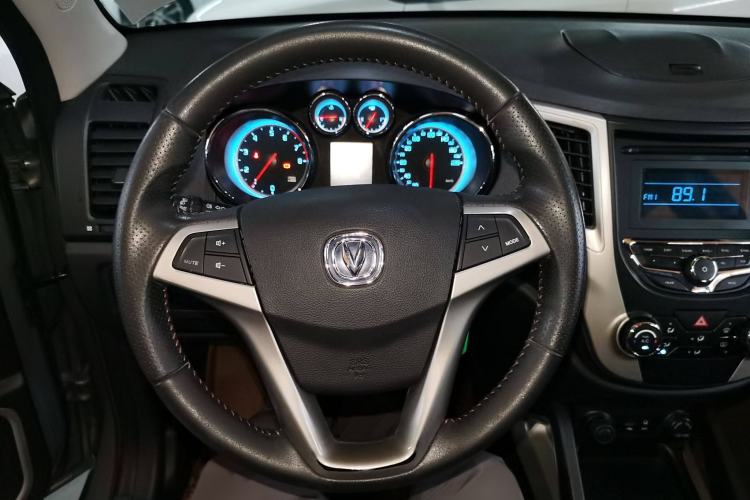 Used CHANGAN CS35 2014 1.6L Manual Luxury Model China IV Standard Steering Wheel