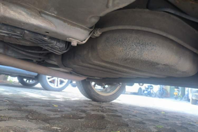Used CHANGAN CS35 2014 1.6L Manual Luxury Model China IV Standard Chassis Front Left