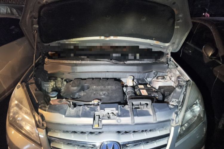 Used CHANGAN CS35 2014 1.6L Automatic Luxury Model China IV Standard Engine Bay