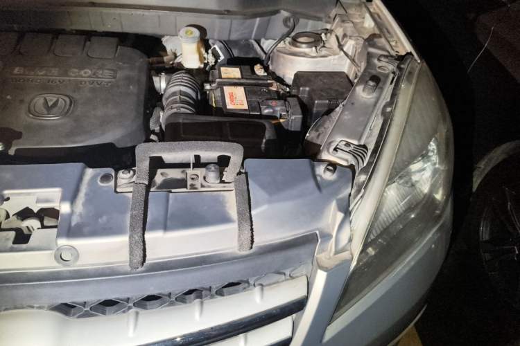 Used CHANGAN CS35 2014 1.6L Automatic Luxury Model China IV Standard Engine Bay Left