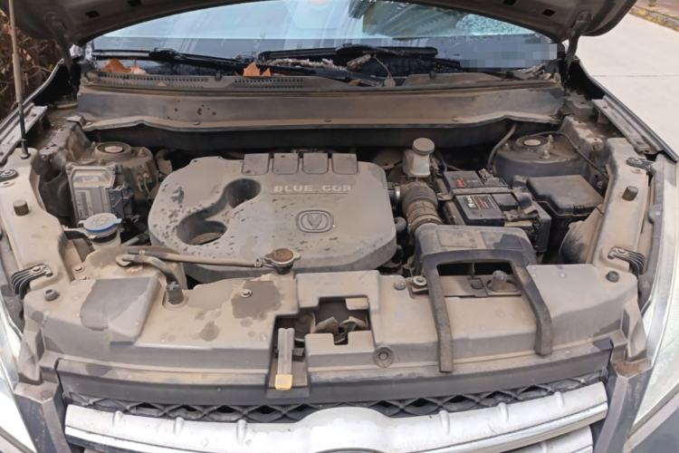 Used CHANGAN CS35 2014 1.6L Manual Luxury Model China IV Standard Engine Bay