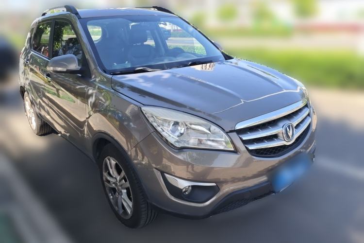 Used CHANGAN CS35 2014 1.6L Automatic Luxury Model China V Standard Exterior 2