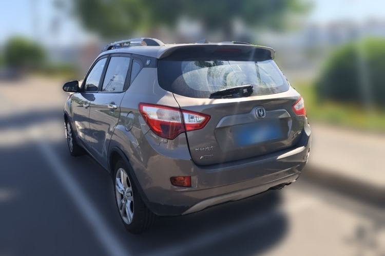 Used CHANGAN CS35 2014 1.6L Automatic Luxury Model China V Standard Exterior 3