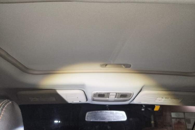 Used CHANGAN CS35 2014 1.6L Automatic Luxury Model China IV Standard Headliner