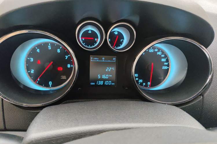 Used CHANGAN CS35 2014 1.6L Manual Luxury Model China IV Standard Instrument Cluster
