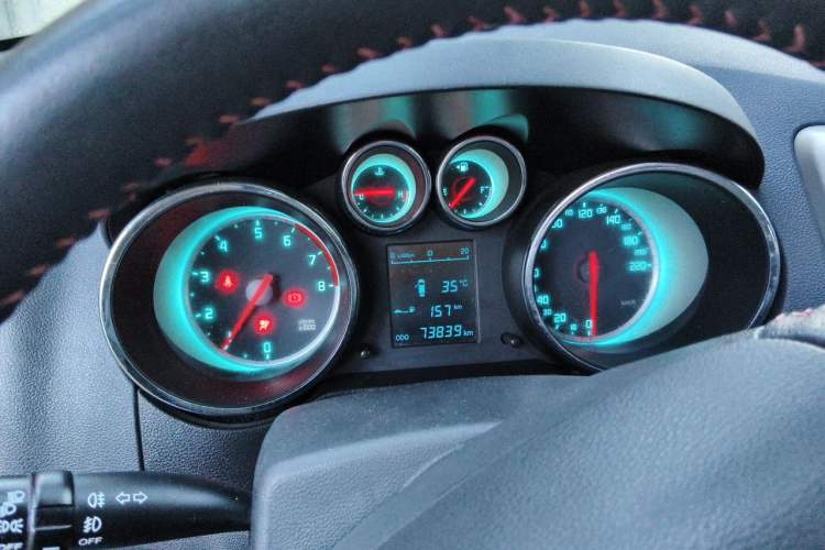 Used CHANGAN CS35 2014 1.6L Manual Luxury Navigation Model China V Standard Instrument Cluster