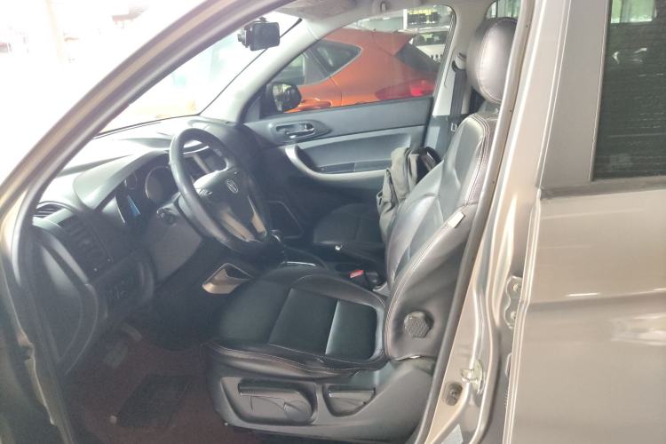Used CHANGAN CS35 2014 1.6L Automatic Luxury Model China IV Standard Left Front Seat