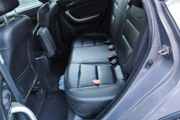 Used CHANGAN CS35 2014 1.6L Manual Luxury Navigation Model China V Standard Left Rear Seat