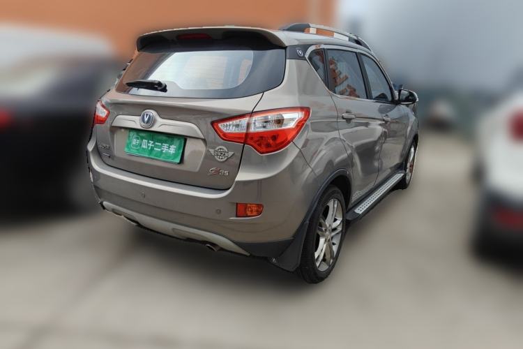 Used CHANGAN CS35 2014 1.6L Manual Luxury Model China IV Standard Rear Right 45 Deg