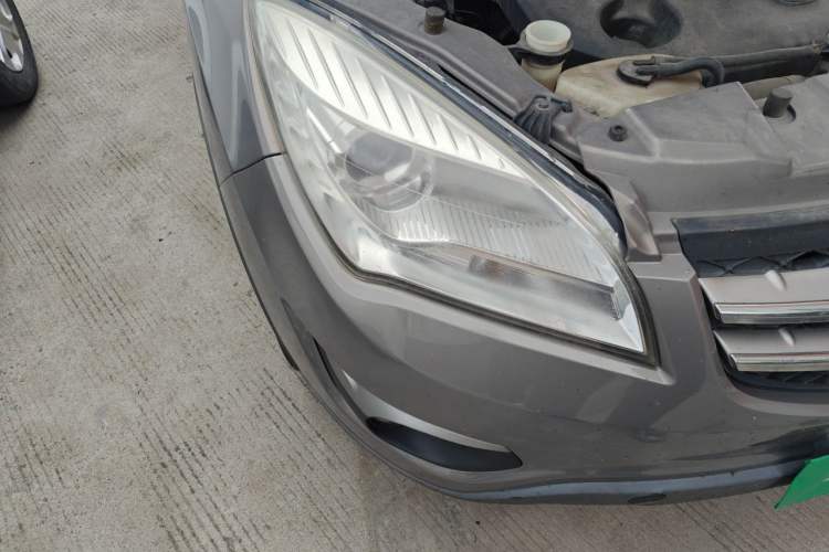 Used CHANGAN CS35 2014 1.6L Manual Luxury Model China IV Standard Right Front Headlight