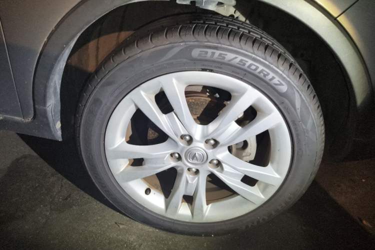 Used CHANGAN CS35 2014 1.6L Automatic Luxury Model China IV Standard Right Front Wheel Hub