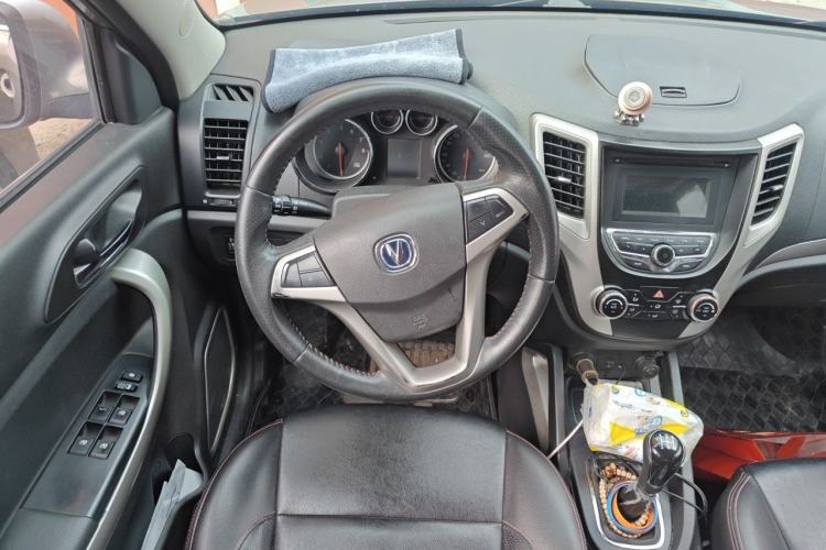 Used CHANGAN CS35 2014 1.6L Manual Luxury Model China IV Standard Steering Wheel