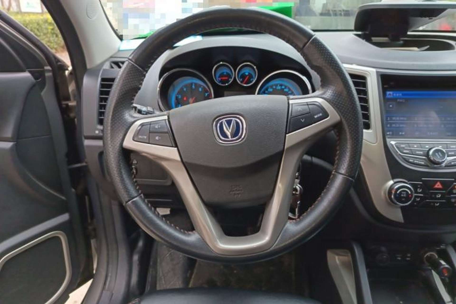Used CHANGAN CS35 2014 1.6L Manual Luxury Model China IV Standard Steering Wheel