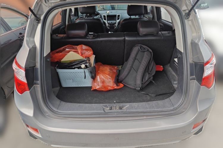 Used CHANGAN CS35 2014 1.6L Manual Luxury Model China IV Standard Trunk