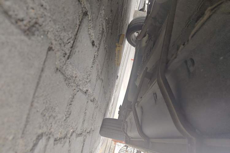 Used CHANGAN CS35 2014 1.6L Manual Luxury Model China IV Standard Chassis Front Left