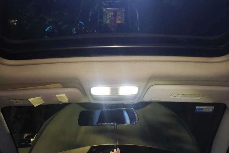 Used CHANGAN CS35 2014 1.6L Manual Luxury Model China IV Standard Headliner