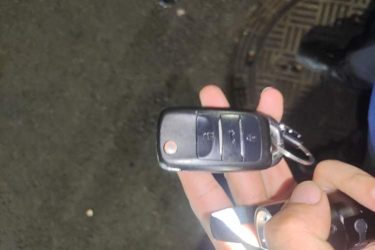Used CHANGAN CS35 2014 1.6L Manual Luxury Model China IV Standard Vehicle Key