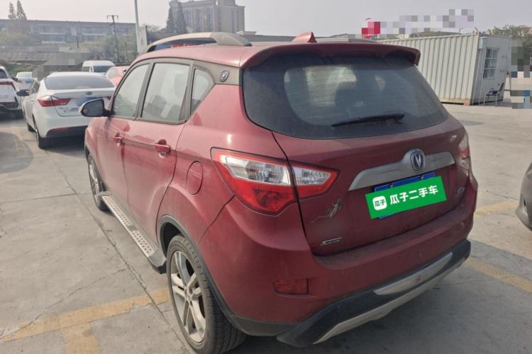 Used CHANGAN CS35 2014 1.6L Manual Luxury Model China IV Standard Exterior 3