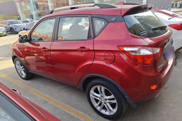 Used CHANGAN CS35 2014 1.6L Manual Luxury Model China IV Standard Exterior 3