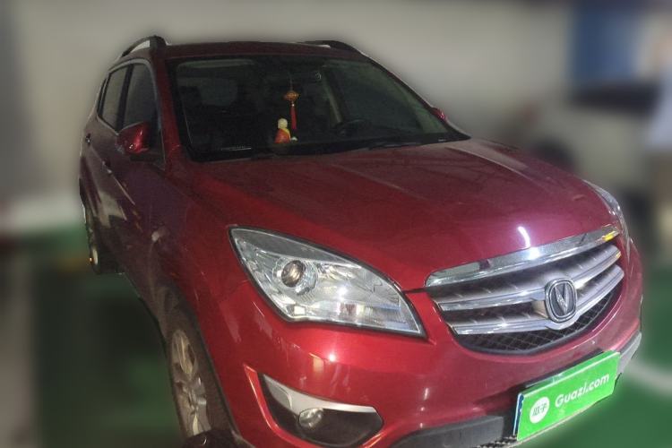 Used CHANGAN CS35 2014 1.6L Automatic Luxury Model China IV Standard Front Right 45 Deg