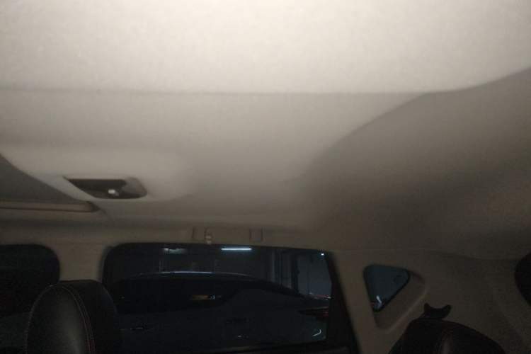 Used CHANGAN CS35 2014 1.6L Automatic Luxury Model China IV Standard Headliner