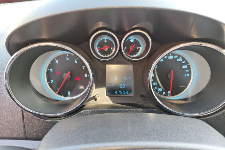 Used CHANGAN CS35 2014 1.6L Manual Luxury Model China IV Standard Instrument Cluster