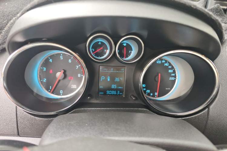 Used CHANGAN CS35 2014 1.6L Automatic Luxury Model China IV Standard Instrument Cluster