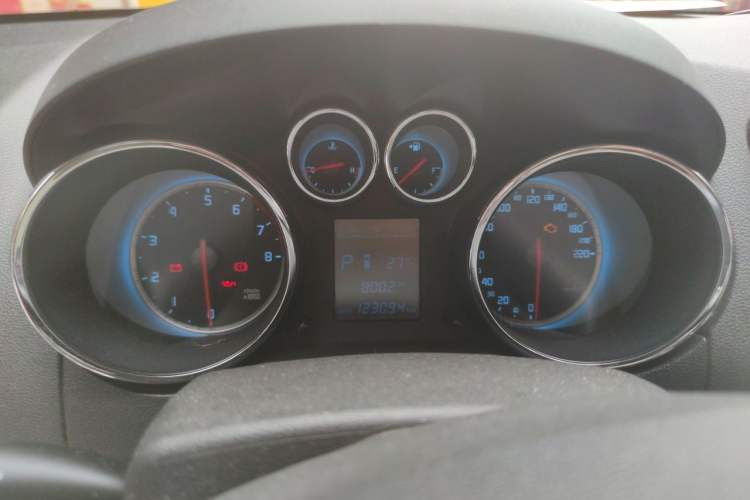 Used CHANGAN CS35 2014 1.6L Automatic Luxury Model China IV Standard Instrument Cluster