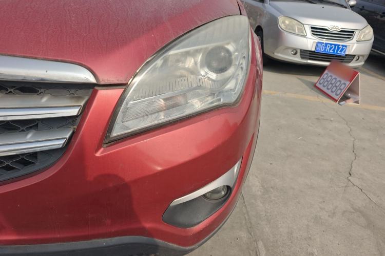 Used CHANGAN CS35 2014 1.6L Manual Luxury Model China IV Standard Left Front Headlight