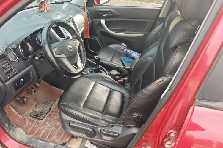 Used CHANGAN CS35 2014 1.6L Manual Luxury Model China IV Standard Left Front Seat