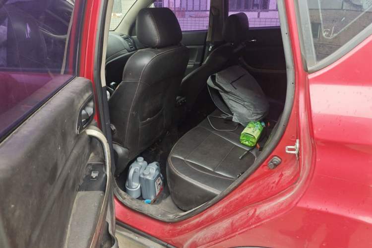 Used CHANGAN CS35 2014 1.6L Manual Luxury Model China IV Standard Left Rear Seat