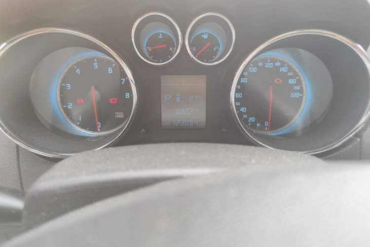 Used CHANGAN CS35 2014 1.6L Automatic Luxury Model China IV Standard Odometer Close Up