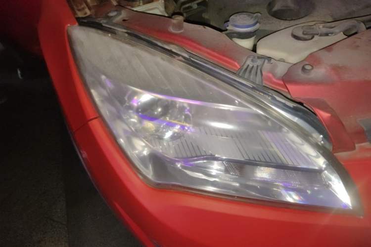 Used CHANGAN CS35 2014 1.6L Manual Luxury Navigation Model China IV Standard Right Front Headlight