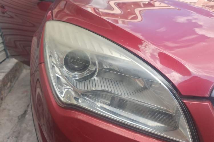 Used CHANGAN CS35 2014 1.6L Manual Luxury Model China IV Standard Right Front Headlight