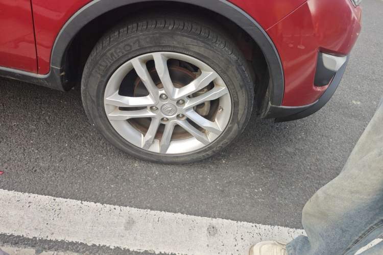 Used CHANGAN CS35 2014 1.6L Manual Luxury Model China IV Standard Right Front Wheel Hub