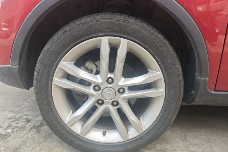 Used CHANGAN CS35 2014 1.6L Manual Luxury Model China IV Standard Right Front Wheel Hub