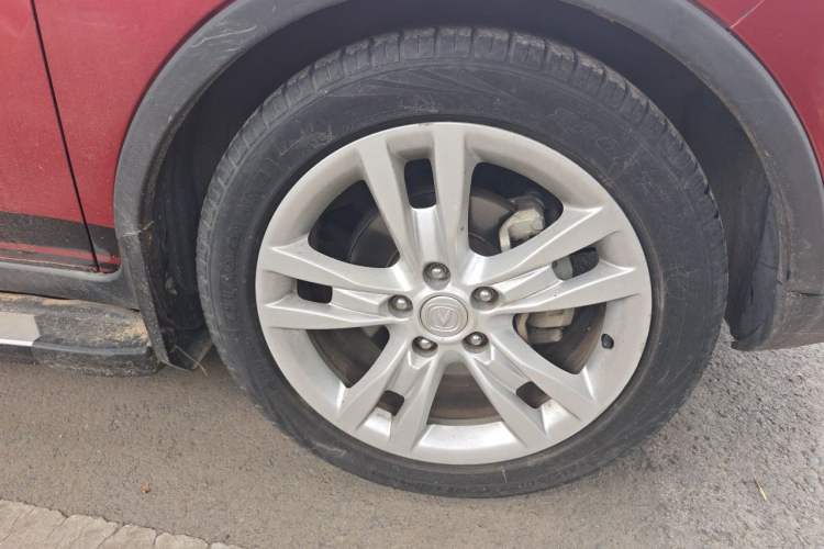 Used CHANGAN CS35 2014 1.6L Automatic Luxury Model China IV Standard Right Front Wheel Hub